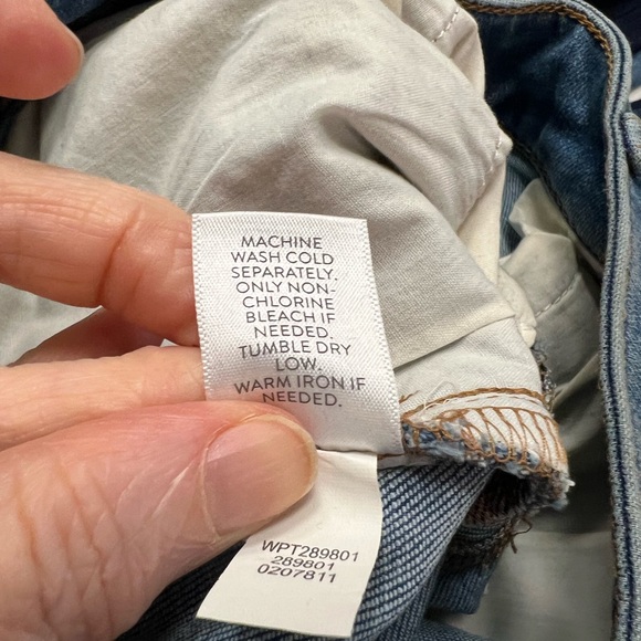 JJill Barely Flare jeans, misses 6, EUC - Picture 9 of 16